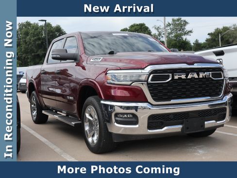 Used 2025 RAM 1500 Lone Star AWD/4WD image 1