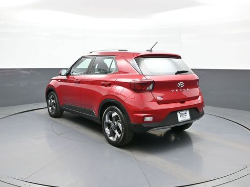 Certified 2023 Hyundai Venue Limited FWD image 8