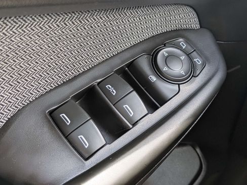 Used 2021 Chevrolet TrailBlazer LT AWD/4WD image 22