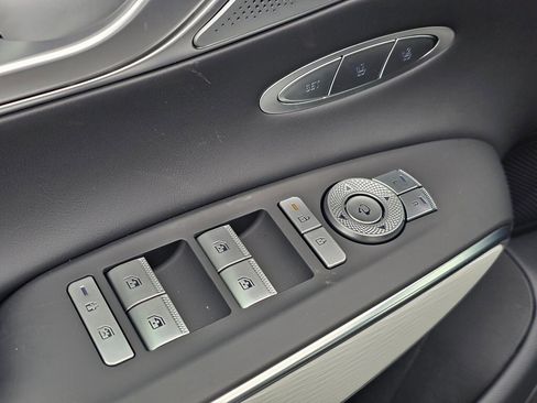 New 2026 Genesis GV70 2.5T Advanced image 32