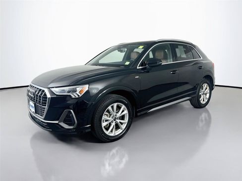 Used 2024 Audi Q3 2.0T Premium Plus AWD/4WD image 2