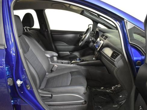 Used 2025 Nissan Leaf SV Plus FWD image 35