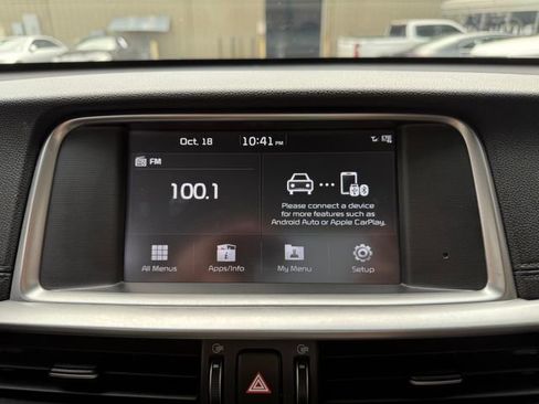 Used 2019 Kia Optima S image 25