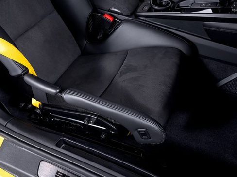 Used 2022 Porsche 911 Carrera GTS w/ Premium Package image 46