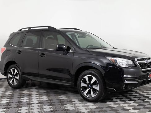 Used 2018 Subaru Forester 2.5i Limited AWD/4WD image 10