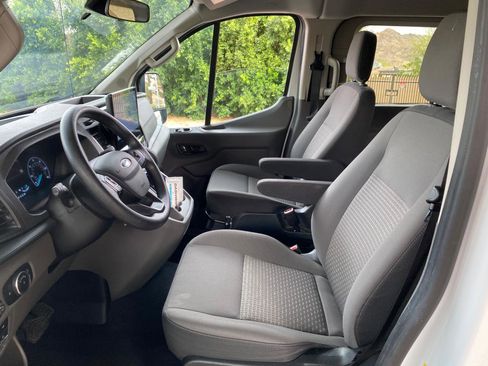 Used 2025 Ford Transit 350 XLT image 30