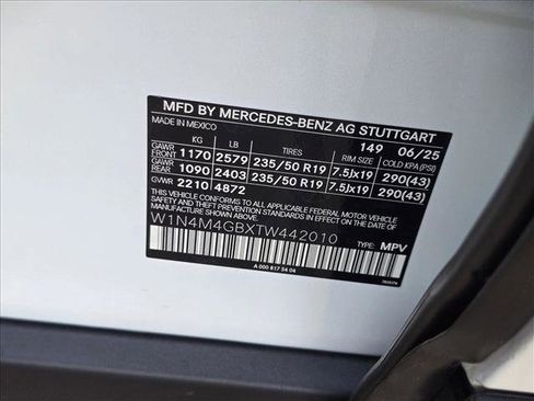 New 2026 Mercedes-Benz GLB 250 image 17