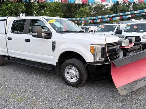 Used 2017 Ford F250 XL w/ Power Equipment Group AWD/4WD image 9