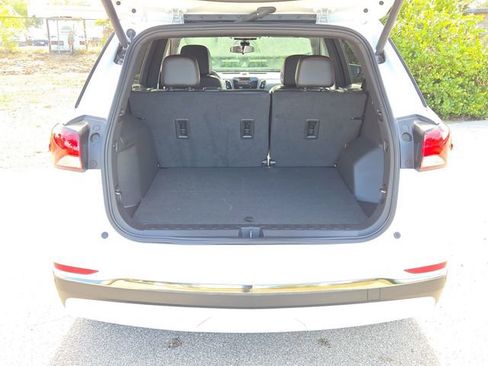 Certified 2023 Chevrolet Equinox RS w/ RS Leather Package image 5