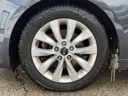 Used 2017 Kia Optima EX w/ Premium Package image 9