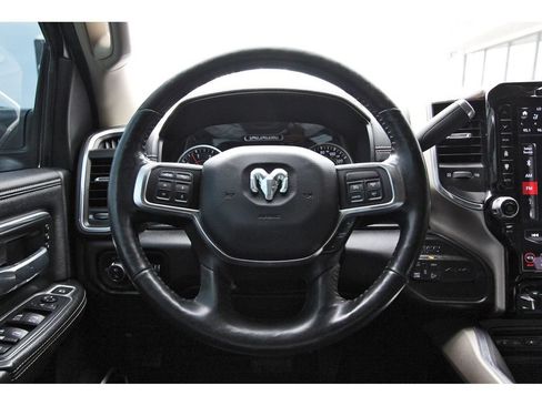 Used 2019 RAM 2500 Laramie AWD/4WD image 15