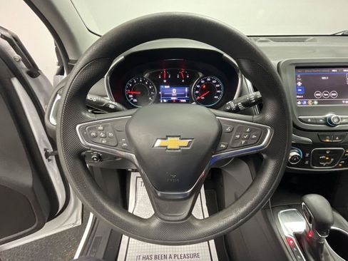 Certified 2022 Chevrolet Equinox LT FWD image 14