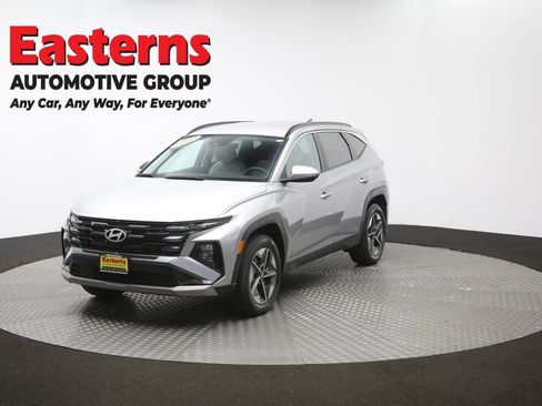 Used 2025 Hyundai Tucson SEL AWD/4WD image 55