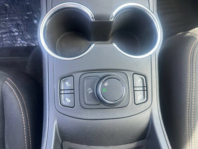 Used 2018 GMC Terrain SLE w/ Driver Convenience Package FWD image 15