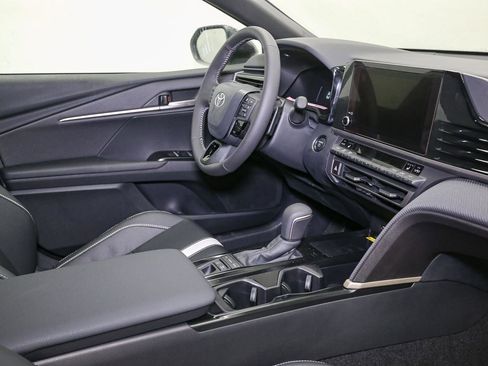 New 2026 Toyota Camry SE AWD/4WD image 14