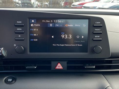 New 2026 Hyundai Elantra SEL Sport Premium FWD image 16