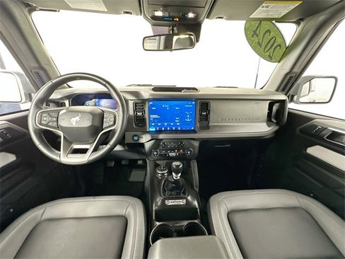 Used 2024 Ford Bronco Big Bend image 3
