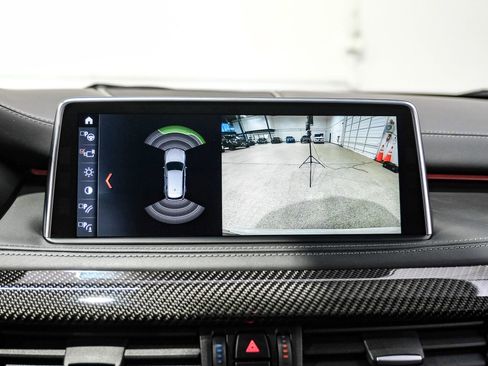 Used 2018 BMW X5 M image 20