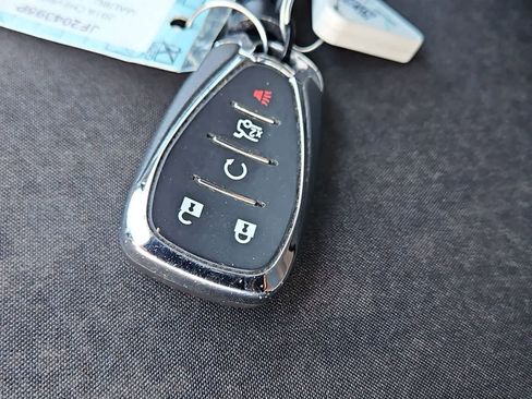 Used 2018 Chevrolet Malibu LT w/ LPO, Convenience Package 2 image 31