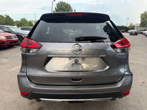 Used 2017 Nissan Rogue SV FWD image 6
