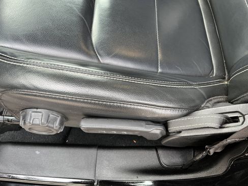 Used 2022 Jeep Wrangler Unlimited Sahara w/ LED Lighting Group image 12