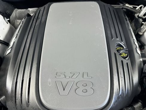 Used 2022 Dodge Durango R/T w/ Blacktop Package RWD image 31