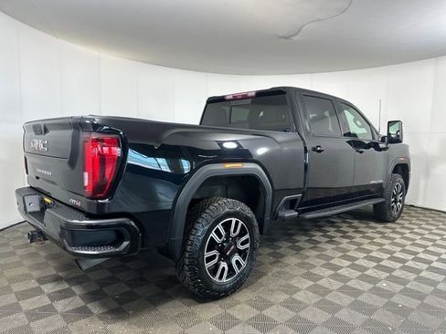 Used 2022 GMC Sierra 2500 AT4 w/ AT4 Premium Plus Package AWD/4WD image 3