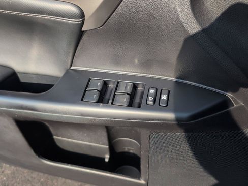 Used 2015 Lexus CT 200h w/ F Sport w/Nuluxe Interior FWD image 15