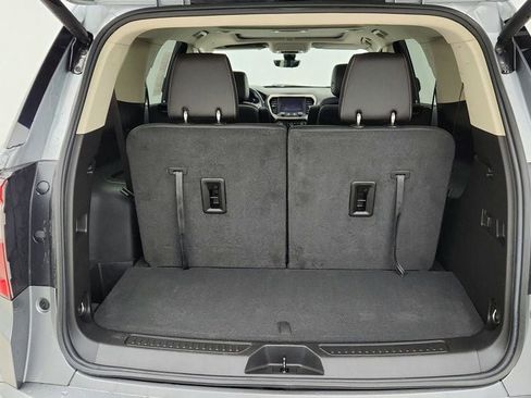 Used 2023 GMC Acadia Denali w/ Denali Ultimate Package image 25