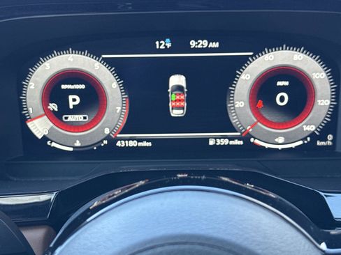 Used 2023 Nissan Pathfinder Platinum w/ Cargo Package image 25