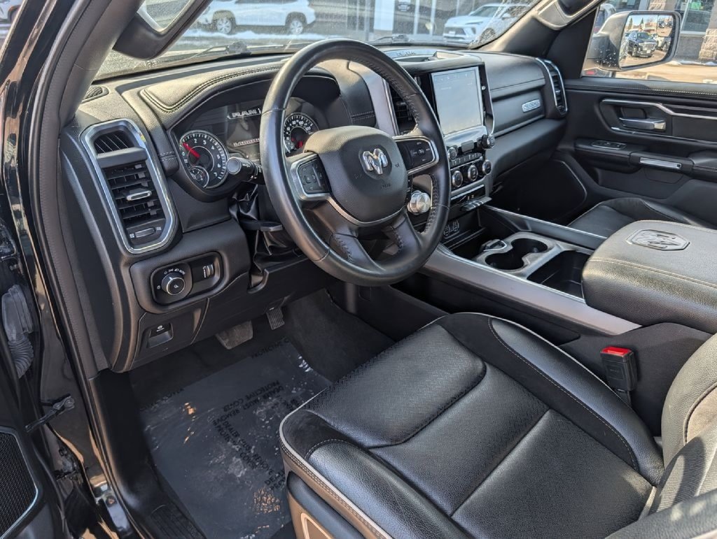 Used 2024 RAM 1500 Laramie AWD/4WD image 22