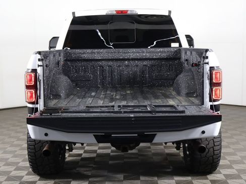 Used 2018 Ford F150 XLT w/ Equipment Group 302A Luxury AWD/4WD image 15