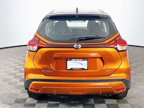 Used 2021 Nissan Kicks SV image 7