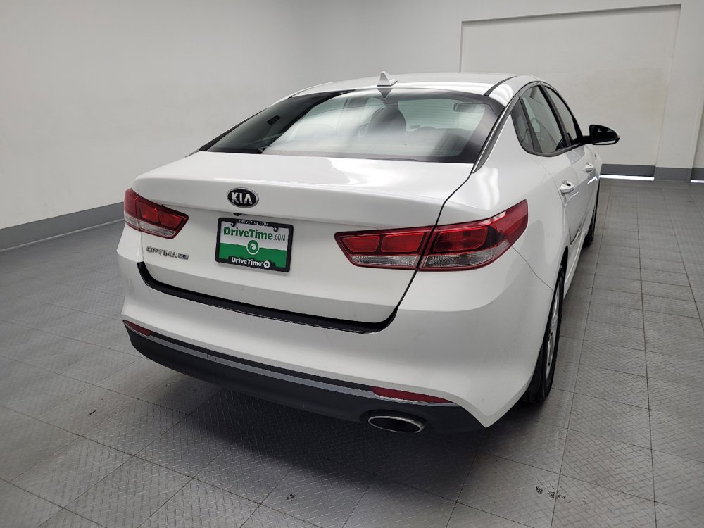Used 2017 Kia Optima LX FWD image 7