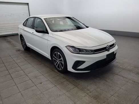 Used 2025 Volkswagen Jetta Sport FWD image 13