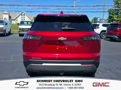 New 2027 Chevrolet Equinox LT w/ Convenience Package II FWD image 6