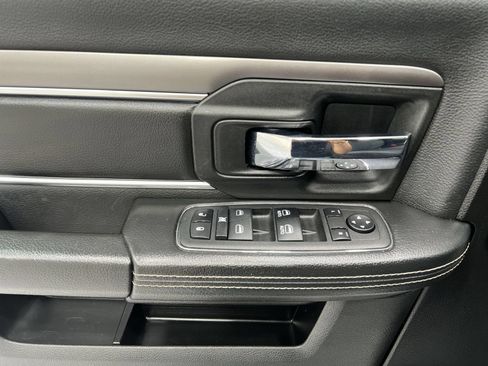 Used 2023 RAM 1500 Warlock AWD/4WD image 13