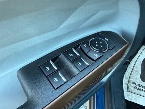 Used 2023 Ford Maverick Lariat w/ Lariat Luxury Package image 14