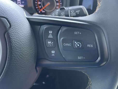 Used 2024 Jeep Wrangler Sport S image 18