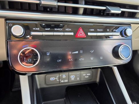 Used 2025 Hyundai Tucson SEL FWD image 30