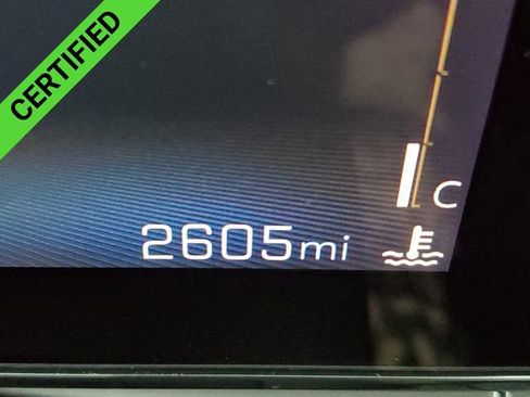 Certified 2025 Chevrolet Trax LT w/ Driver Confidence Package image 13