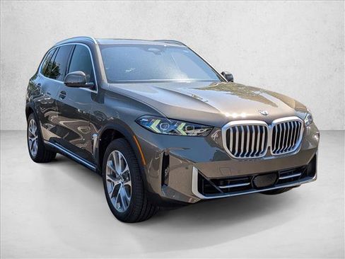 New 2026 BMW X5 xDrive40i w/ Premium Package AWD/4WD image 7