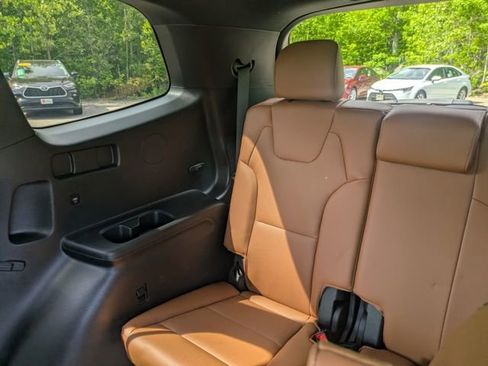 Used 2025 Kia Telluride EX X-Line AWD/4WD image 18