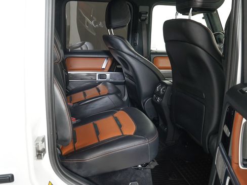 Used 2025 Mercedes-Benz G 63 AMG 4MATIC w/ Night Package Magno image 9