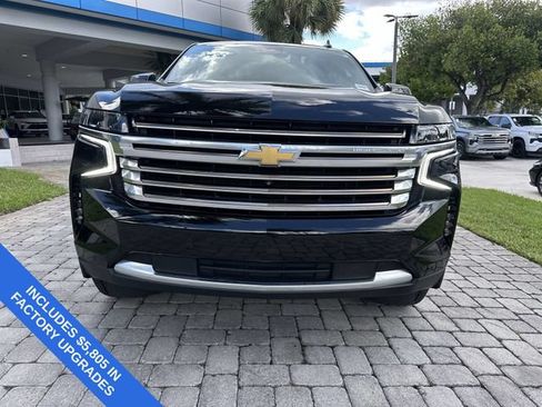 Used 2024 Chevrolet Suburban High Country AWD/4WD image 19