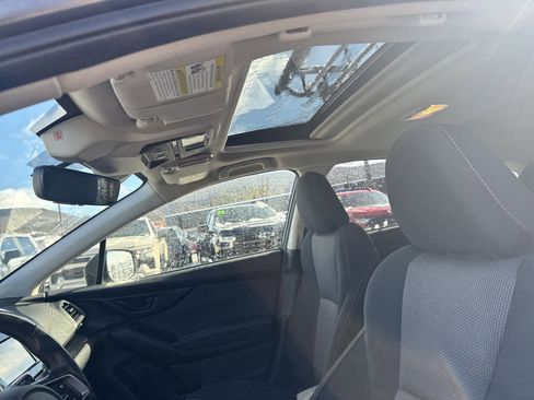 Used 2021 Subaru Crosstrek 2.0i Premium w/ Moonroof Package image 27