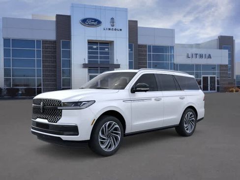 New 2025 Lincoln Navigator Reserve image 1