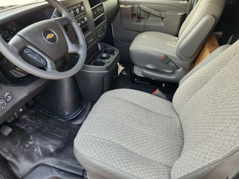 New 2025 Chevrolet Express 2500 w/ Driver Convenience Package image 4
