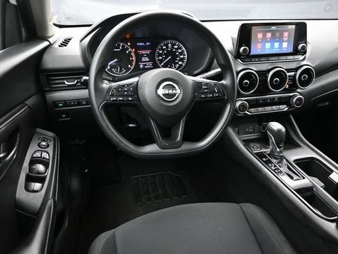 Used 2024 Nissan Sentra S FWD image 15