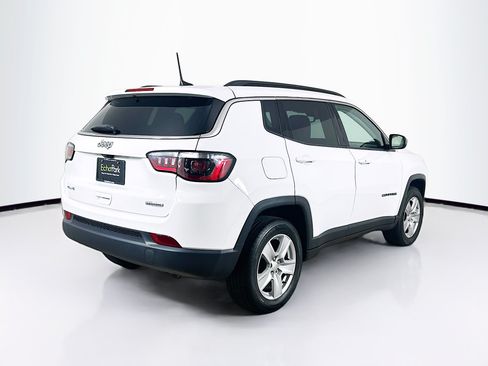 Used 2022 Jeep Compass Latitude AWD/4WD image 9